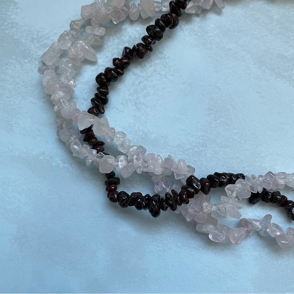 Rose Quartz and Garnet Semiprecious Stone Necklace 18" - Picture 2 of 5